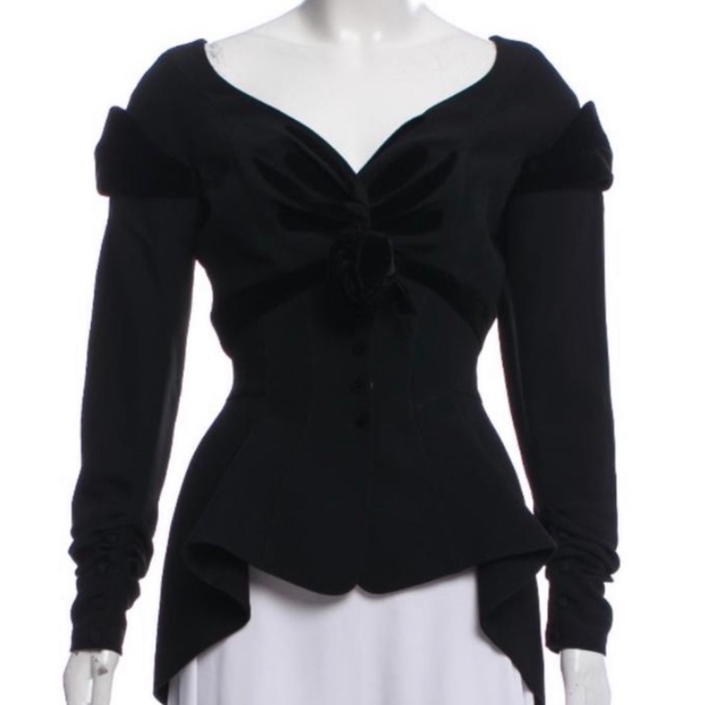 WANTED ISO , this Thierry Mugler blazer jacket